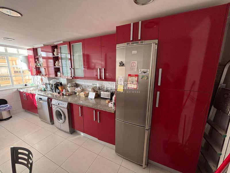 Foto 1a5db578-ba42-4593-9f4b-7353b6463ea3. Pis a Barrio de Ciudad Jardín Málaga