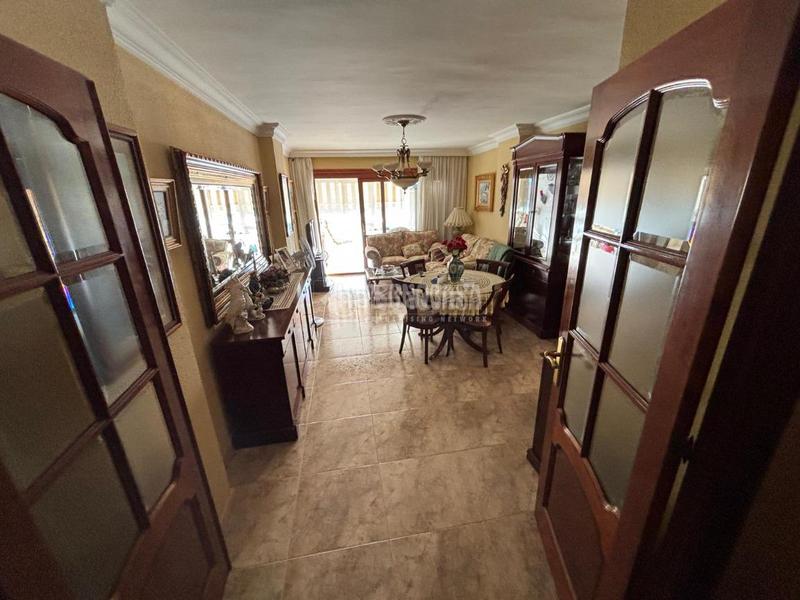 Foto f5ba99d7-68a7-4976-bd31-05c83301147d. Pis a Barrio de Ciudad Jardín Málaga