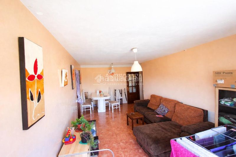Foto d6904d0e-cfcb-407b-80f7-2f5540abe382. Piso  en venta en Palma - Palmilla Málaga