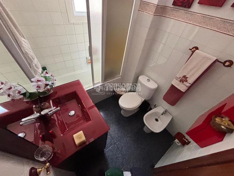 Foto 69c5c768-f956-41ae-9343-31a7dda0cf0c. Piso  en venta en Barrio de Ciudad Jardín Málaga