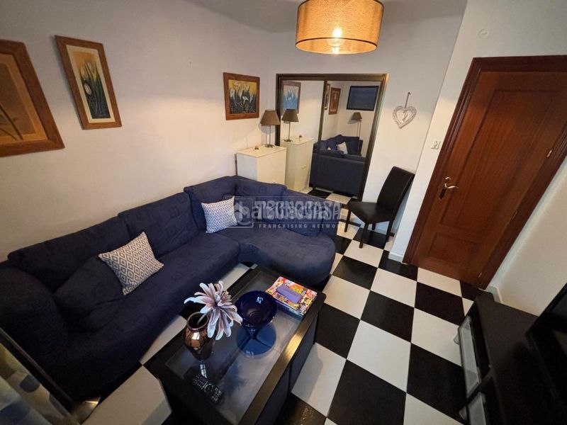 Foto e152641f-bf11-489b-8052-e333cca50f5a. Piso  en venta en Barrio de Ciudad Jardín Málaga