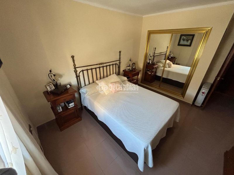 Foto fd4993d2-180f-4107-ad1d-c96aa8d92971. Flat in Barrio de Ciudad Jardín Málaga