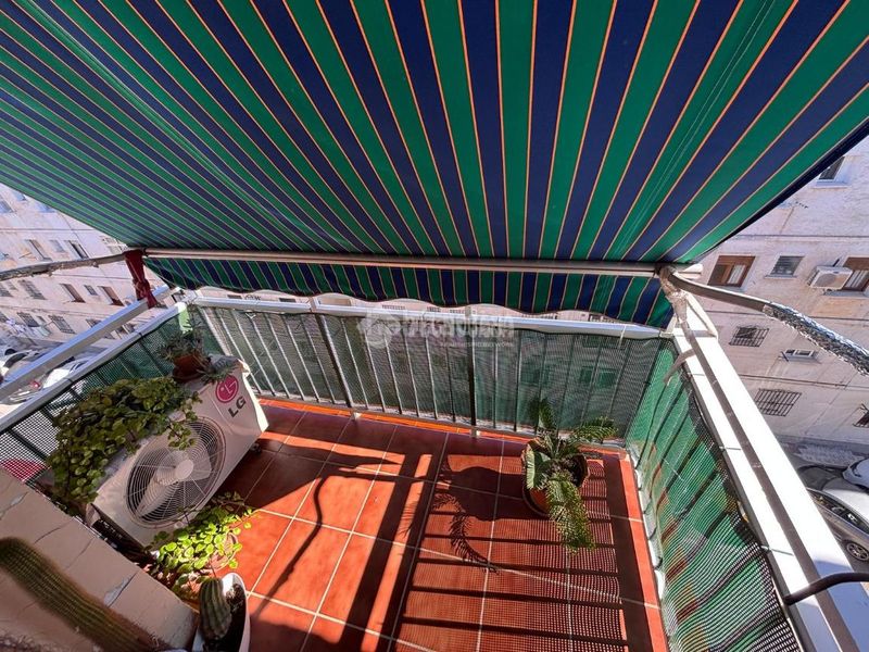 Foto d1b3af0a-b434-456f-ab9b-f7917cbadb01. Pis a Barrio de Ciudad Jardín Málaga