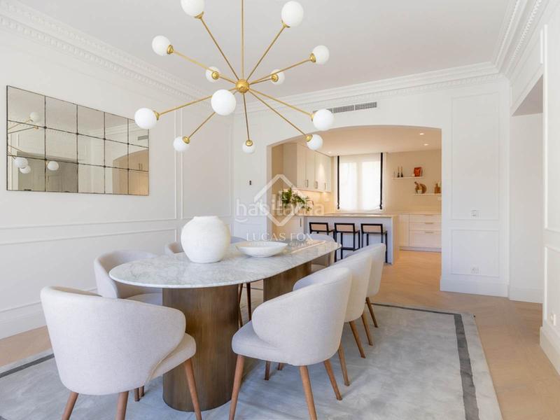 Foto 17cb3b71-ea46-4637-859d-f3ef91e32e30. Piso exclusivo piso de 323 m en venta en una finca clásica en Recoletos, en Madrid