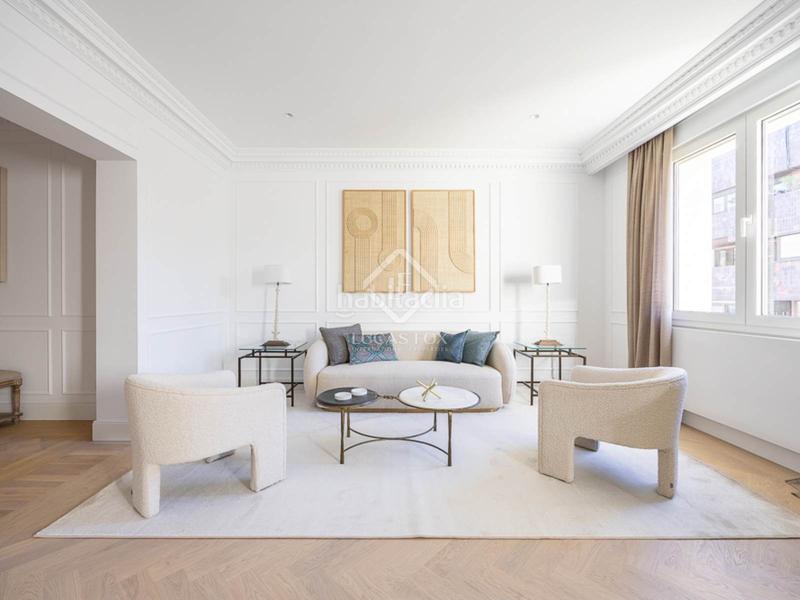 Foto 63b76db1-e3af-4cb4-8327-7843374e7cfe. Piso exclusivo piso de 323 m en venta en una finca clásica en Recoletos, en Madrid
