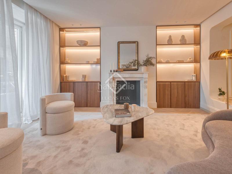 Foto 0b1685df-eccd-4da5-b313-22114414027a. Piso  reformado con 3 dormitorio y 4 baños en venta en un edificio clásico en el barrio de justicia, en Madrid