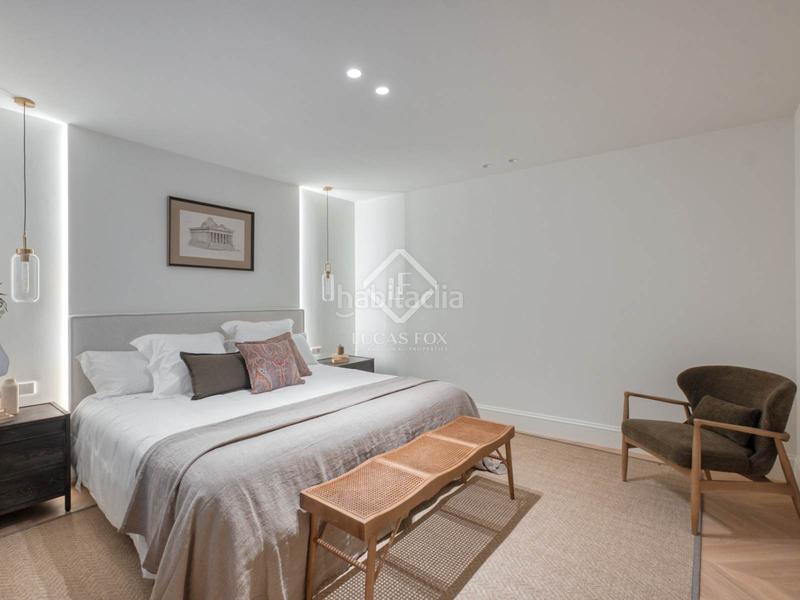 Foto 38c7c855-bda5-43e6-b984-09faa668b090. Piso  reformado con 3 dormitorio y 4 baños en venta en un edificio clásico en el barrio de justicia, en Madrid