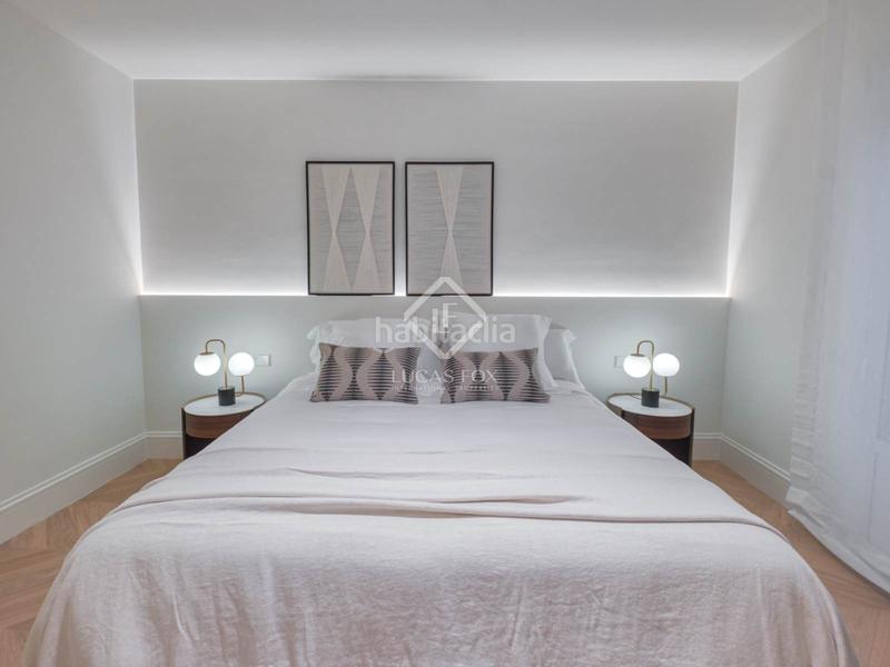 Foto 7da6b3f6-3065-482d-9779-d5d9a09804fe. Piso  reformado con 3 dormitorio y 4 baños en venta en un edificio clásico en el barrio de justicia, en Madrid
