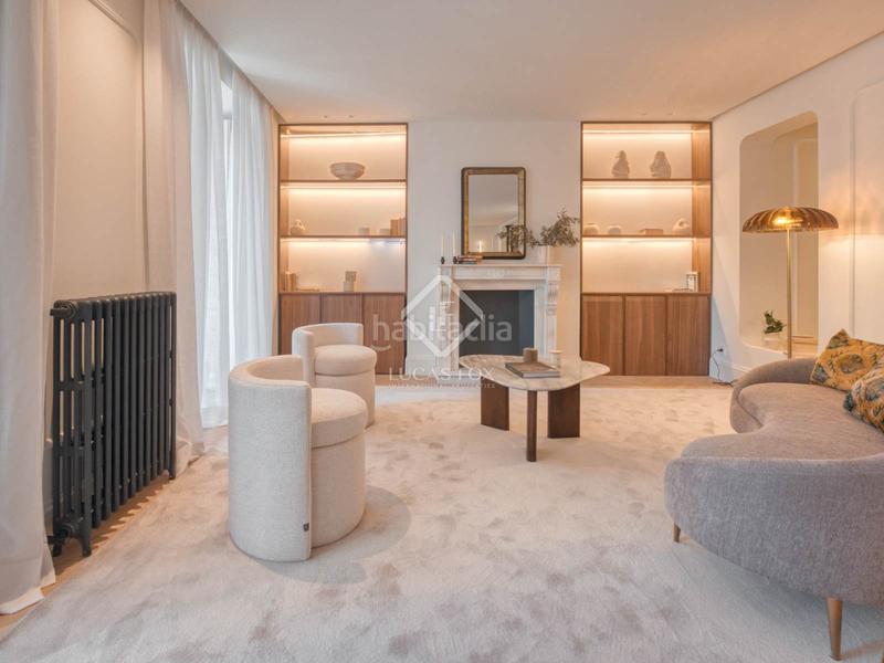 Foto fd9b3330-4960-4960-9d77-5cfed3e56b57. Piso  reformado con 3 dormitorio y 4 baños en venta en un edificio clásico en el barrio de justicia, en Madrid