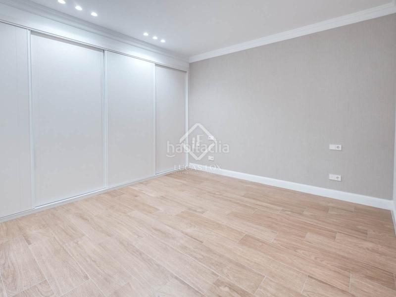Foto 5e67086f-aaf3-40ea-a5b7-8386a2626a80. Piso  en excelentes condiciones de 3 dormitorios en venta en justicia, en Madrid