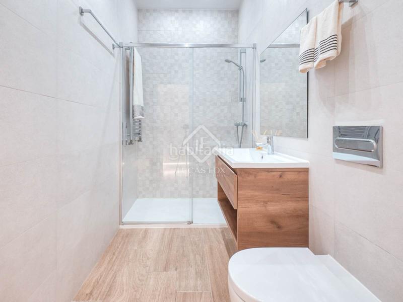 Foto 5ec74699-af4e-4121-9b37-274a624a0fcb. Piso  en excelentes condiciones de 3 dormitorios en venta en justicia, en Madrid