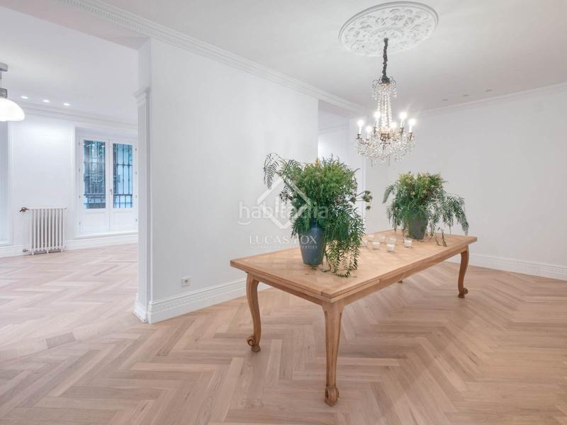 Foto 77b1f9f1-6abc-4814-8375-851f10cded7e. Piso  en excelentes condiciones de 3 dormitorios en venta en justicia, en Madrid