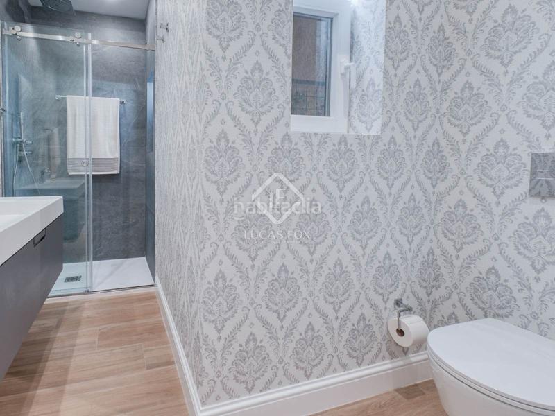 Foto a29bb5b6-9411-4097-bda9-1034886fea77. Piso  en excelentes condiciones de 3 dormitorios en venta en justicia, en Madrid