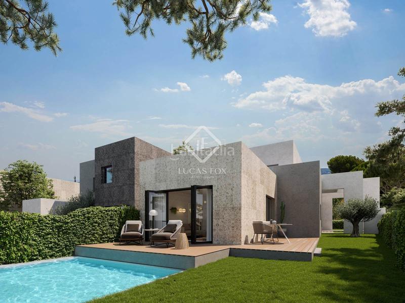 Foto cffdac54-f81b-4c6a-b451-40f492674be3. Chalet excelente villa de obra nueva de 4 dormitorios en venta en Torrelodones