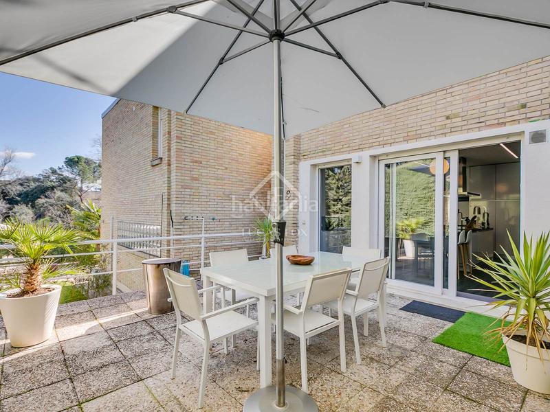 Foto 22c753ad-e068-40a9-a049-1be4f68ba5b3. Chalet villa independiente en excelentes condiciones en venta , madrid en Santo Domingo