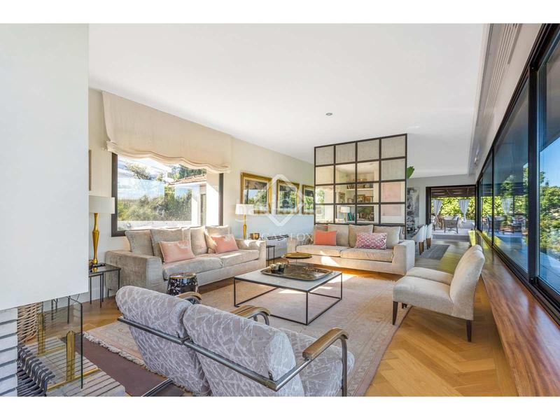 Foto ce524df9-021e-46be-8489-02caa6c58455. Chalet avec parking piscine dans Ciudalcampo