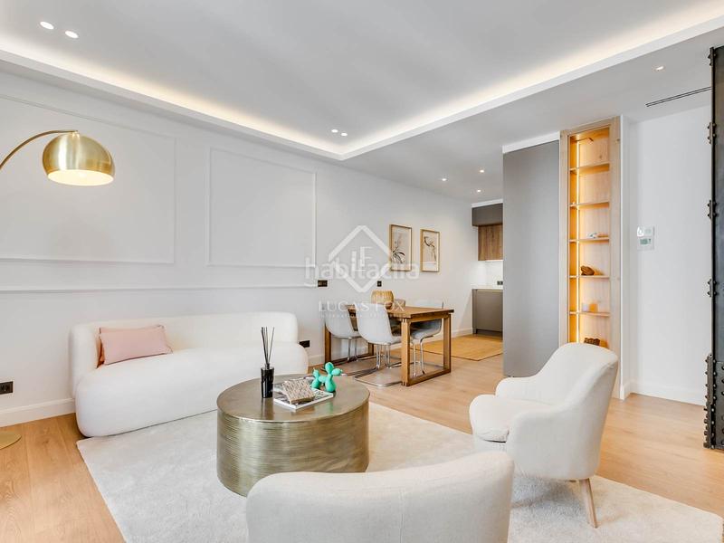 Foto bac4925f-49a4-4579-81b0-bfb4efb65dd8. Piso  en excelentes condiciones de 2 dormitorios en venta en Recoletos, en Madrid