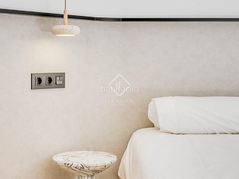 Foto 7407bded-4c32-41de-863a-f8e72d5f9d52. Piso  en excelentes condiciones de 2 dormitorios con 10m terraza en venta en Trafalgar en Madrid