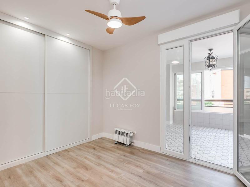 Foto 46cc293a-5986-4beb-8145-6c1e45a8f189. Piso  reformado de 4 dormitorios en venta en pinar de chamartín en Madrid