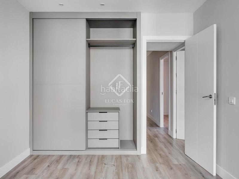 Foto 606a7460-7c8f-46cd-a988-64d0e86f70b1. Piso  reformado de 4 dormitorios en venta en pinar de chamartín en Madrid