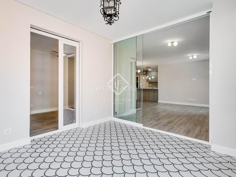 Foto 68e7d91a-d533-415b-b1a2-34731cb60245. Piso  reformado de 4 dormitorios en venta en pinar de chamartín en Madrid