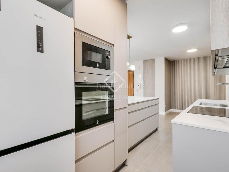 Foto d39ed200-e7ba-4c9f-9232-c20dde65751f. Piso  reformado de 4 dormitorios en venta en pinar de chamartín en Madrid