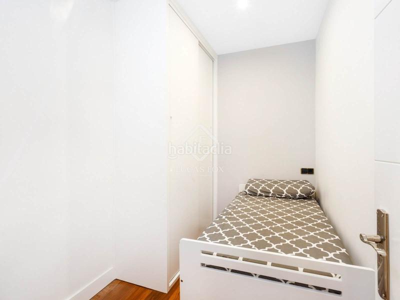 Foto 3f2948d8-8346-4dc1-a646-089703105f78. Piso  reformado con 3 dormitorios en venta en Lista en Madrid