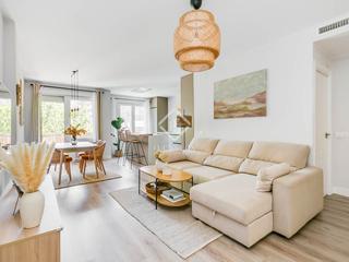 Pis a Cuatro Caminos - Azca. Piso en excelentes condiciones de 2 dormitorios con 8m terraza e