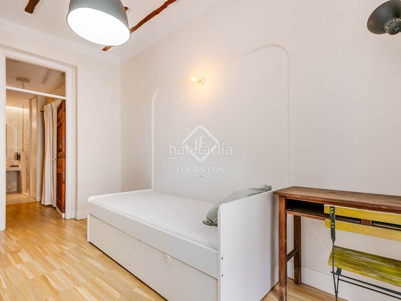 Foto f7c29105-be10-458b-b164-62ff7dc9425e. Piso  de 2 dormitorios en venta en malasaña, en Madrid