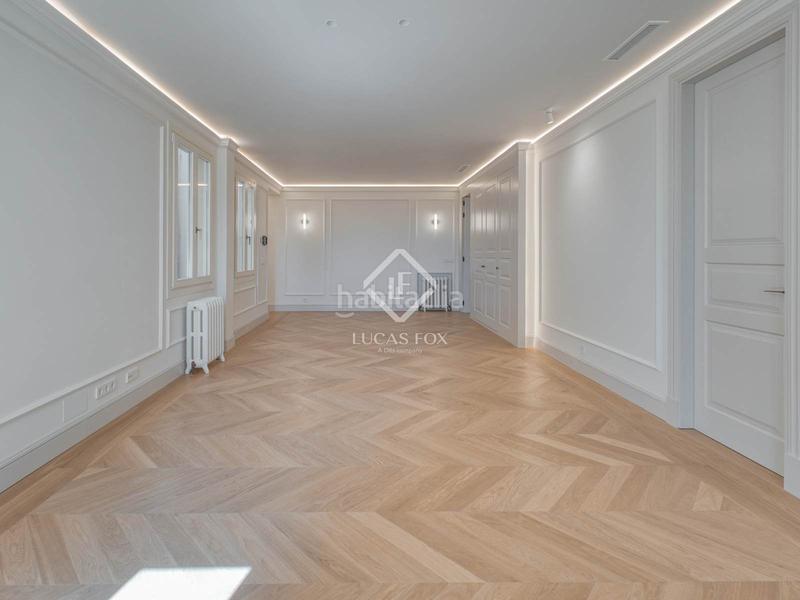 Foto 0a783859-1fac-4a83-b32b-b081b58df8f3. Etagenwohnung mit heizung in Almagro Madrid