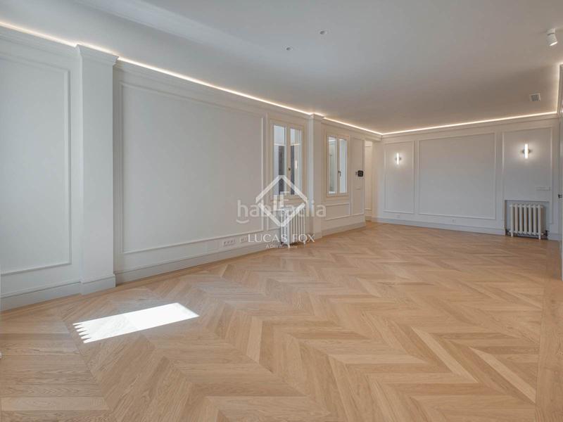 Foto 2985bab5-1a13-4295-99f5-33463512e903. Etagenwohnung mit heizung in Almagro Madrid