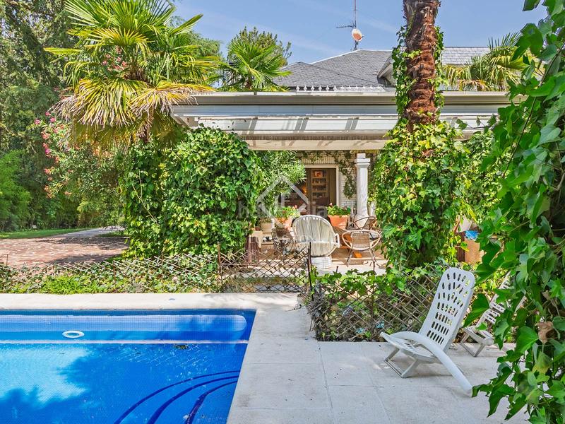 Foto 398a6913-670a-4b99-b2f7-938caf9b3bac. Xalet amb calefacció piscina a urbanización La Moraleja La Moraleja