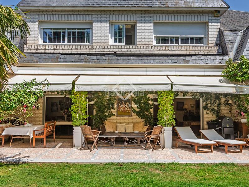 Foto 42ccaabe-735d-4688-98f6-3fd2af2b102c. Xalet amb calefacció piscina a urbanización La Moraleja La Moraleja