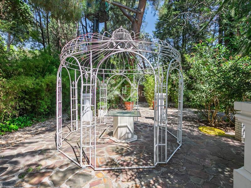 Foto b1dd9211-f315-4046-a5e3-6443bb047ef2. Xalet amb calefacció piscina a urbanización La Moraleja La Moraleja