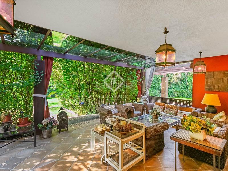 Foto 5eab2340-7f75-4904-b93b-ab532689bfe6. Xalet amb calefacció piscina a urbanización La Moraleja La Moraleja