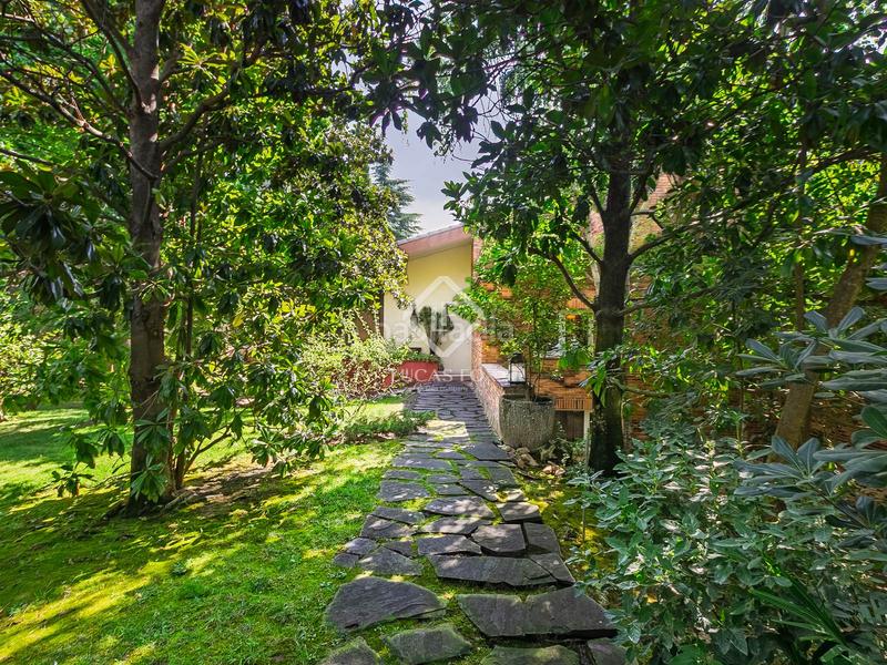 Foto f4dde742-f0f0-4063-b91c-390afae6834b. Xalet amb calefacció piscina a urbanización La Moraleja La Moraleja