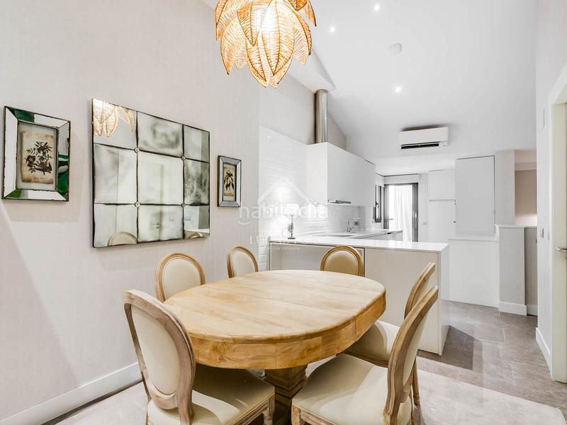 Foto 2cbeb44e-7146-481c-8492-5335acf0a104. Àtic amb aparcament a Cortes-Huertas Madrid