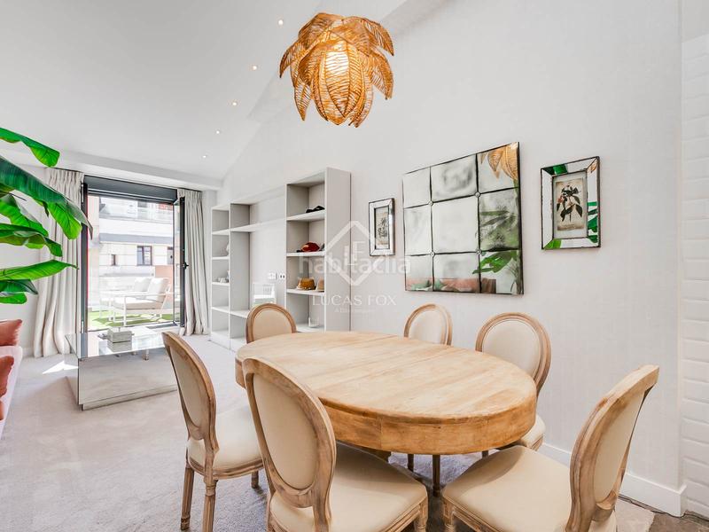 Foto 2d86257c-1496-417c-ad1a-7917dbae3df9. Àtic amb aparcament a Cortes-Huertas Madrid