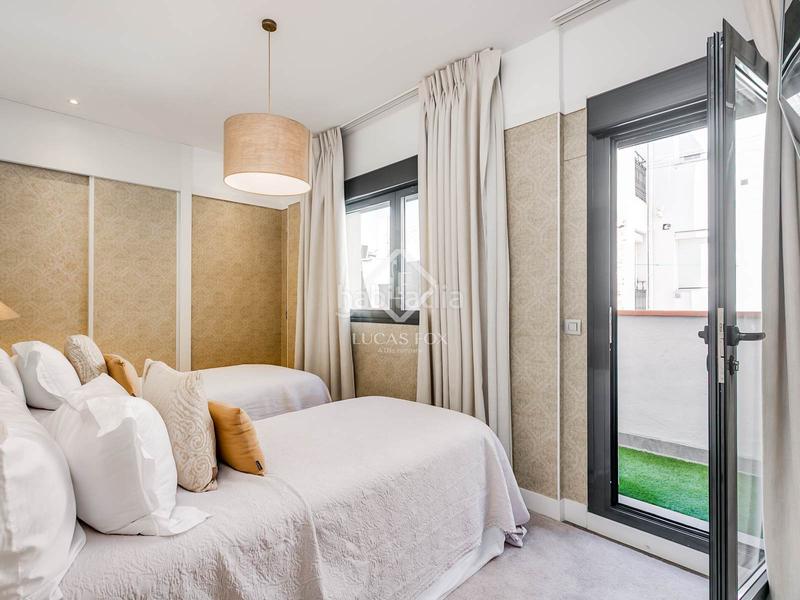 Foto 4df74aca-075c-4c3e-b82e-c414b47e75f5. Àtic amb aparcament a Cortes-Huertas Madrid