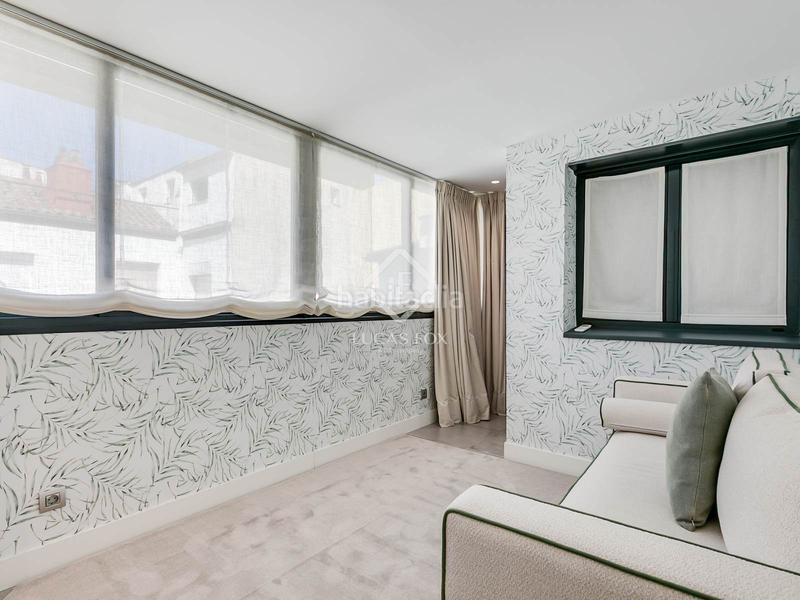 Foto 63cc37c9-745e-4a76-a8a3-395de574d4c9. Àtic amb aparcament a Cortes-Huertas Madrid