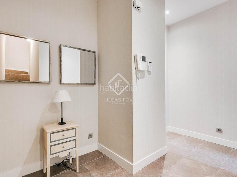 Foto d849cb61-c4a7-4602-b89a-817533ec3f4f. Àtic amb aparcament a Cortes-Huertas Madrid