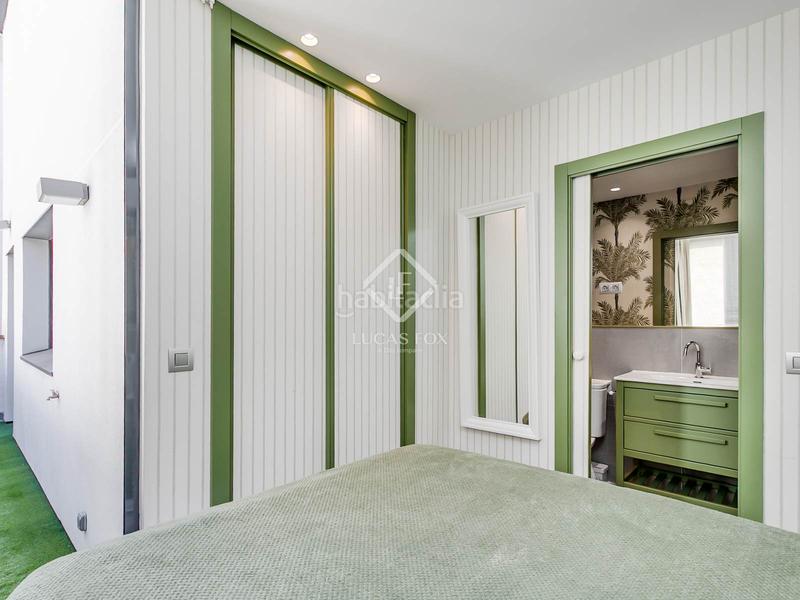 Foto f17b260e-669b-486b-8819-457fb9c9556c. Àtic amb aparcament a Cortes-Huertas Madrid