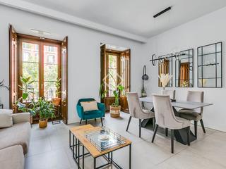 Pis a Universidad-Malasaña. Magnífico piso en venta en un edificio clásico rehabilitado en m