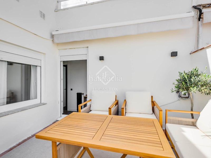 Foto bb5233d0-3873-4e0e-902d-ce6b3efae327. Piso  en excelentes condiciones de 2 dormitorios con terraza de 18 m en venta en Recoletos, en Madrid