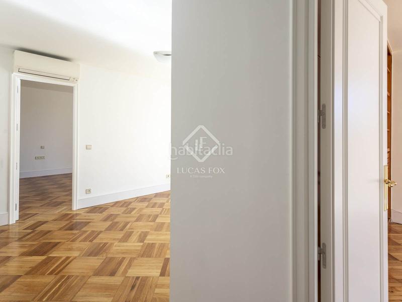 Foto b7f4ced6-a2d0-4a8e-aeb5-7a00366961de. Appartement dans Vallehermoso Madrid