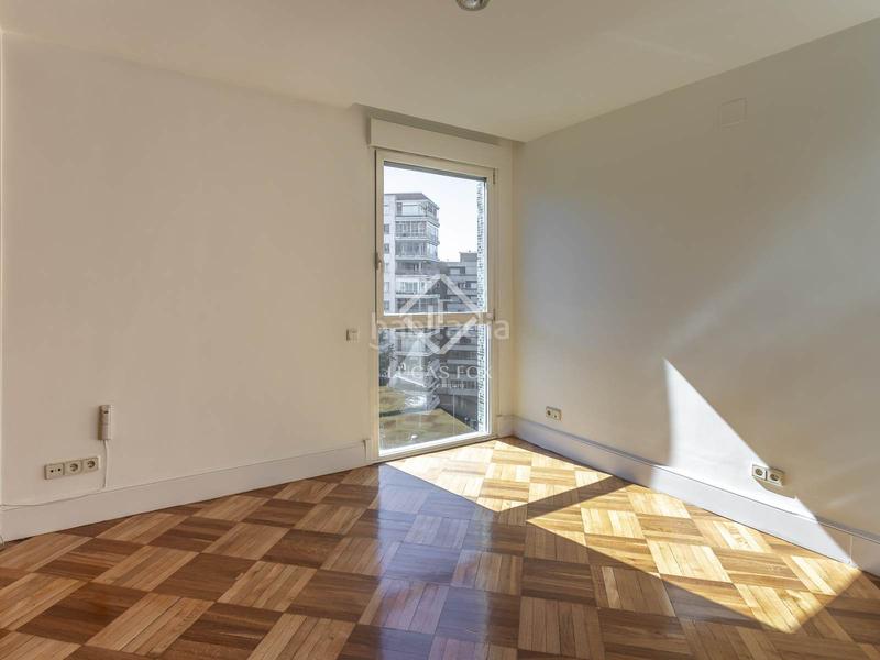 Foto f1c1a8cf-4705-4a7c-a436-f79acbfbbe9a. Appartement dans Vallehermoso Madrid