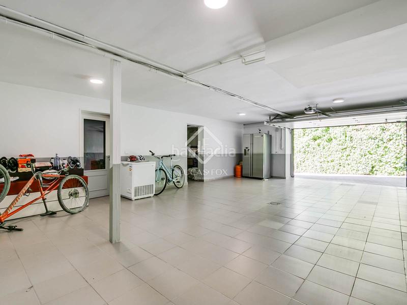 Foto 67a5815e-b30f-4e84-a0f8-41689e5f3589. Xalet amb calefacció piscina a urbanización La Moraleja La Moraleja