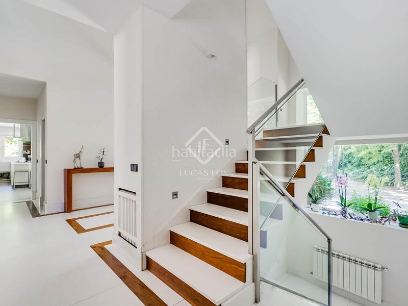 Foto 701303a7-d2af-4729-a1fc-c65fc29146f6. Xalet amb calefacció piscina a urbanización La Moraleja La Moraleja