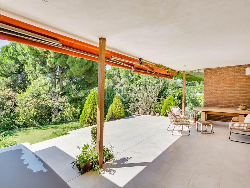 Foto 7ce80163-198f-4203-861d-ab8394fb908a. Xalet amb calefacció piscina a urbanización La Moraleja La Moraleja