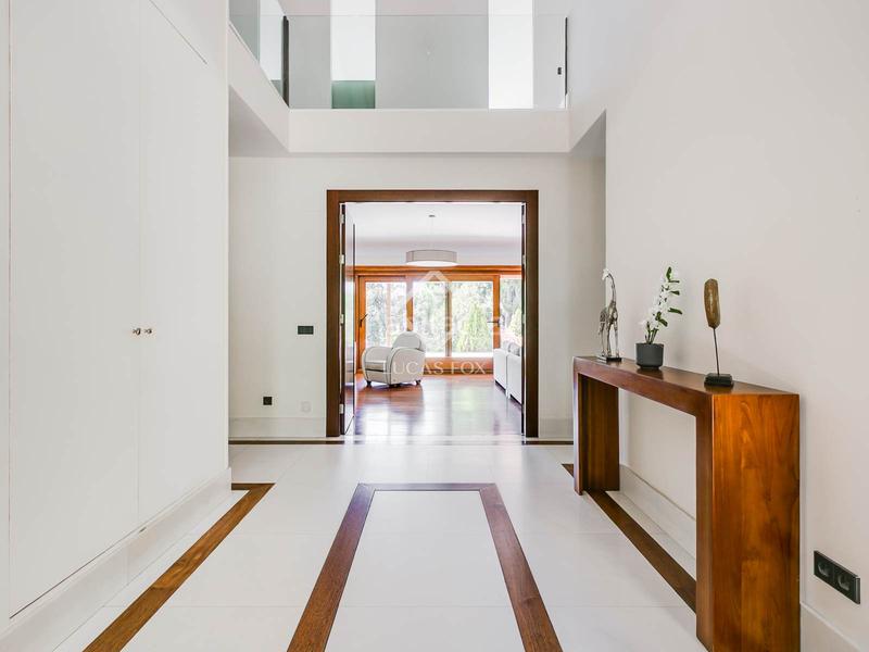 Foto 875646b6-b96a-4c46-8fe7-7facb7b57e46. Xalet amb calefacció piscina a urbanización La Moraleja La Moraleja